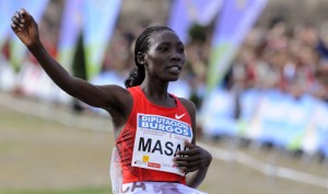 Linet Masai entrando en meta