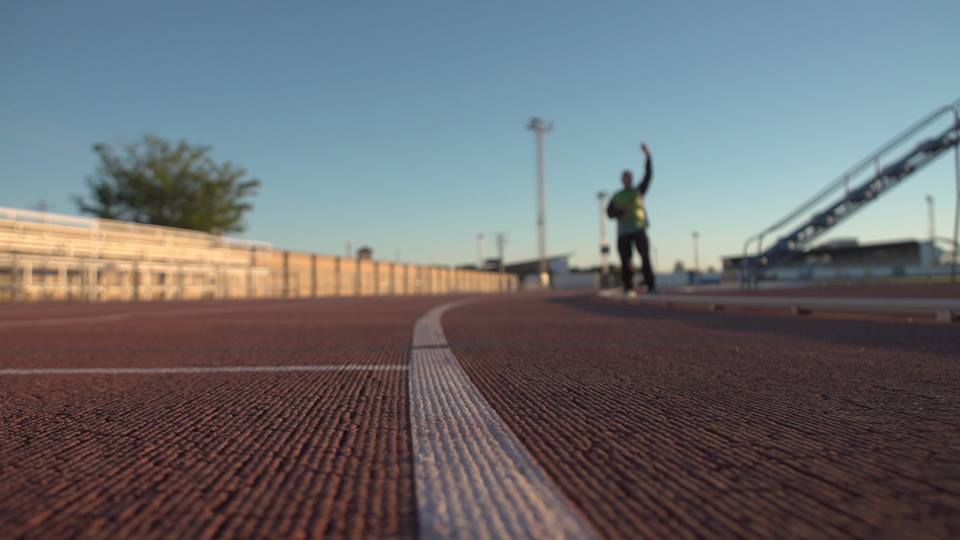 Leocadio de Blas en la pista de atletismo del Montecillo en Aranda de Duero