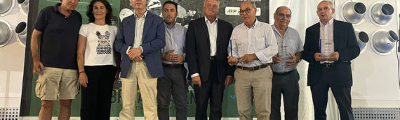 El Cross de Atapuerca recibe el reconocimiento del Open Internacional de Tenis de El Espinar por su trayectoria
